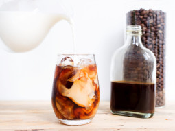 Kawa parzona na zimno tzw. cold brew