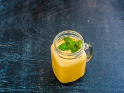 Koktajl jaglany z mango