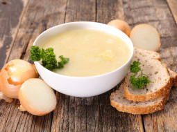 Zupa cebulowa