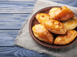 Krewetkowe empanadillas