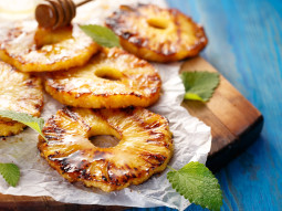 Ananas w miodzie