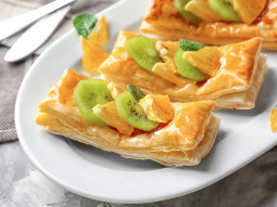 Tartaletki francuskie z kiwi i pomarańczą