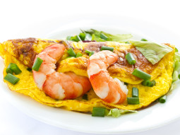 Omlet z krewetkami