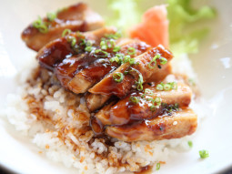 Pierś gęsi w sosie teriyaki