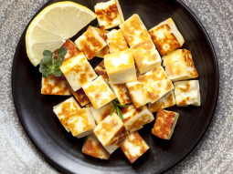 Grillowany ser halloumi