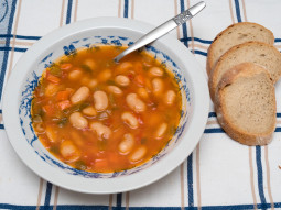 Zupa fasolowa