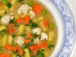 Zupa kalafiorowo-fasolowa