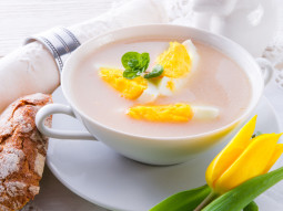 Zupa chrzanowa z jajkiem