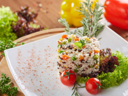 Risotto z marchewką i groszkiem