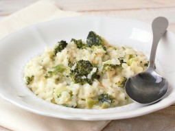 Risotto z brokułami i śmietanką