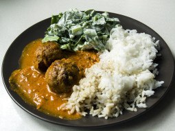 Pulpety wieprzowe w ostrym sosie