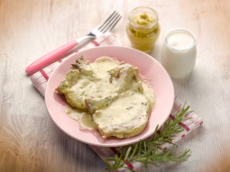 Kotlety wieprzowe z sosem musztardowym