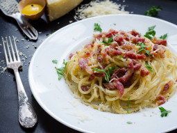 Carbonara z bekonem
