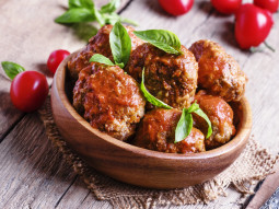 Kotlet mielony wieprzowy z brukselką