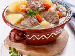 Zupa cielęca z karczku i płucek