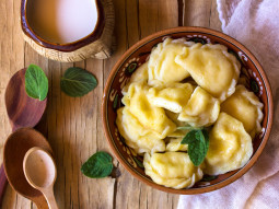 Pierogi z cielęciną oraz kuskusem