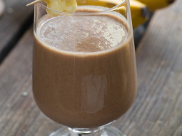 Koktajl bananowy z nutellą