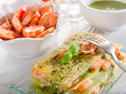Lasagne z krewetkami i pesto