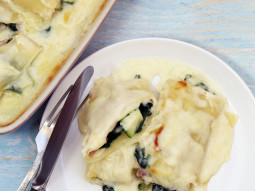 Cannelloni z cukinią i boczkiem