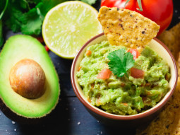 Guacamole meksykański sos z awokado