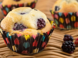 Muffiny z jeżynami