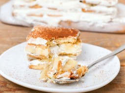 Włoskie tiramisu z bananami