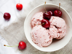Lody wiśniowe