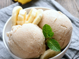 Lody bananowe