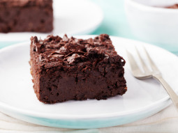 Brownie ze śliwką