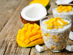 Kokosowy pudding z mango