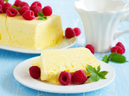 Cytrynowe semifreddo