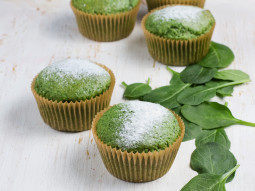 Szpinakowe muffinki