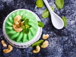 Miętowa panna cotta