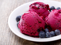 Lody borówkowe