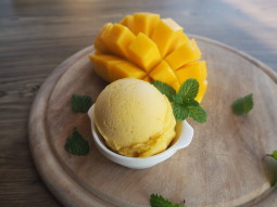 Lody mango
