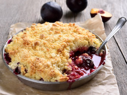 Crumble - owoce pod kruszonką