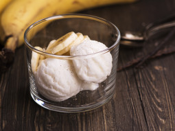 Sorbet z gruszką, bananem i ananasem
