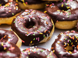 Pączki w polewie czekoladowej