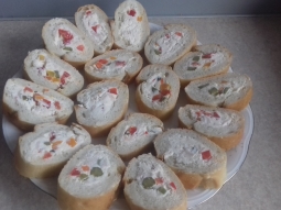 Bagietka faszerowana czyli kolorowe mini kanapeczki