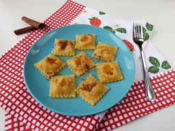 Pierożki z cynamonowym serem