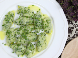 Gnocchi szpinakowe ze szczypiorkiem