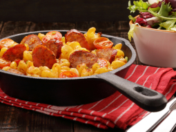 Makaron serowy z chorizo