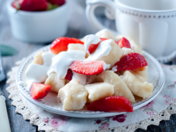 Gnocchi z truskawkami