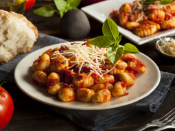 Gnocchi z sosem paprykowym
