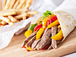 Tortilla z wieprzowiną i papryką