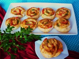 Kolorowe mini pizze