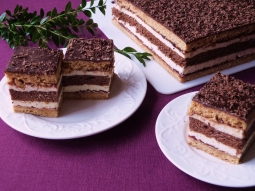 Ciasto miodowe z korzenną nutką