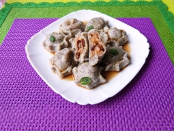 Pierogi pieguski z jabłkami