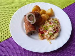 Roladki wieprzowe z porem i kabanosem