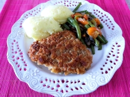 Kotlety schabowe w panierce z chleba